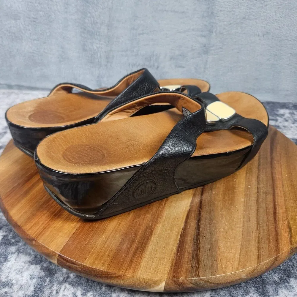 Fitflop Sandals Pietra II Womens 10 Black Leather Thongs Flip Flops Embellished